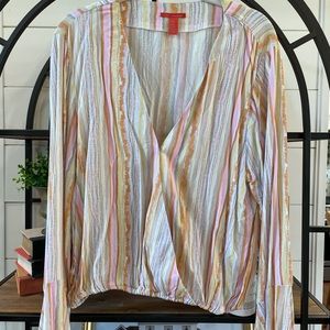 Chelsea and Violet flair sleeve top